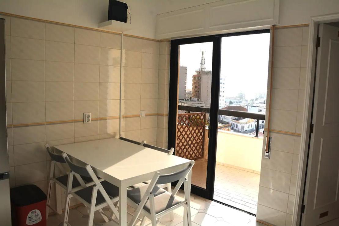 Blife Chelsya Private Rooms Distrikt Distrikt Faro Exterior foto